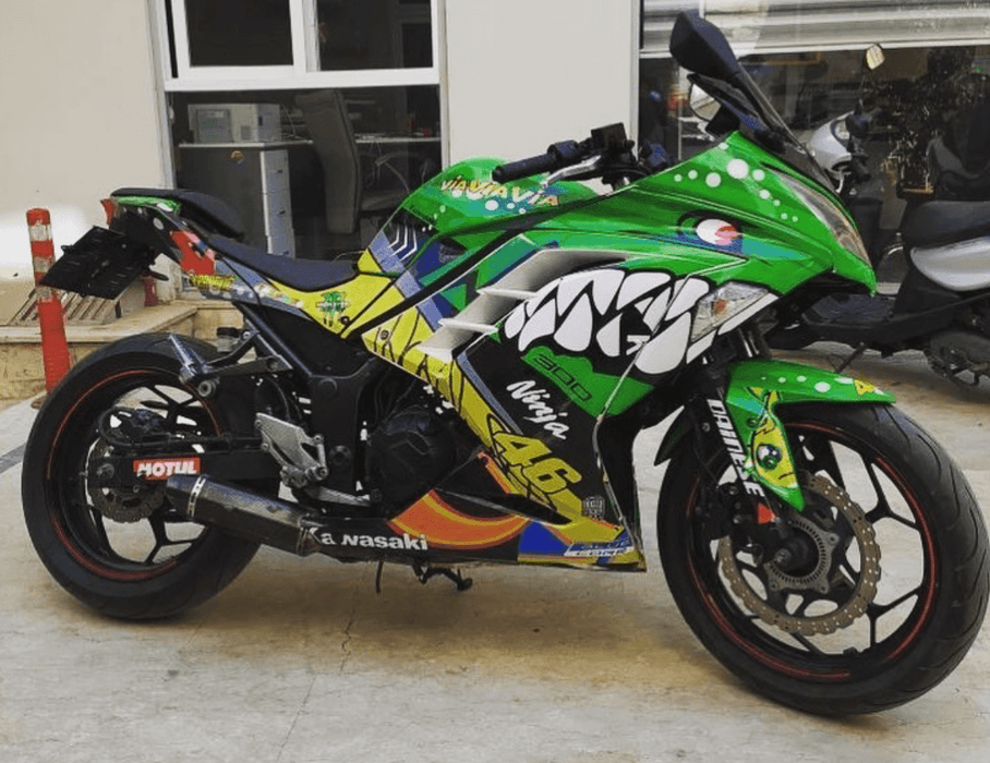 Kawasaki Ninja 300 2012-2016 Rossi Shark Theme Graphic Kit